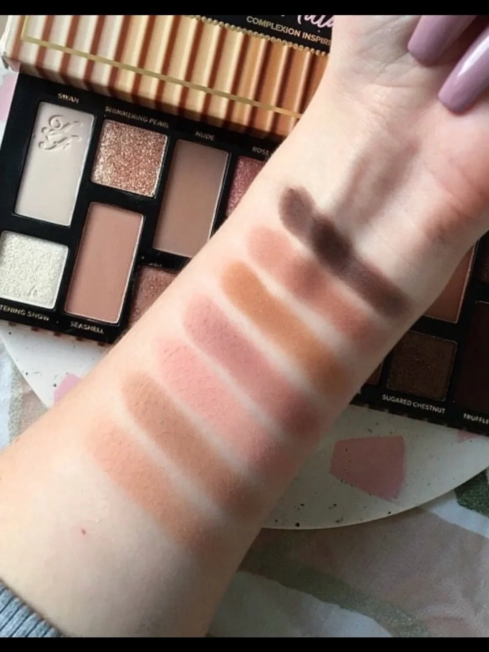 Too Faced versatile eyeshadow